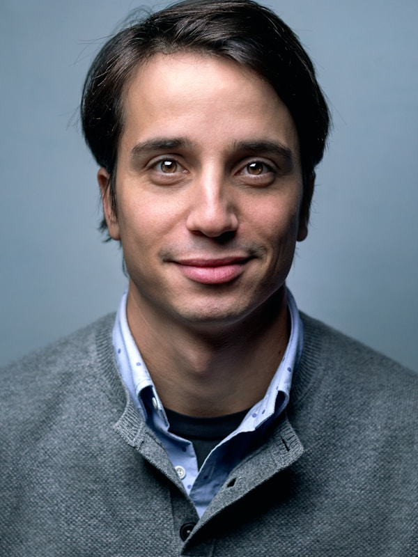 photo-1500648767791-00dcc994a43e